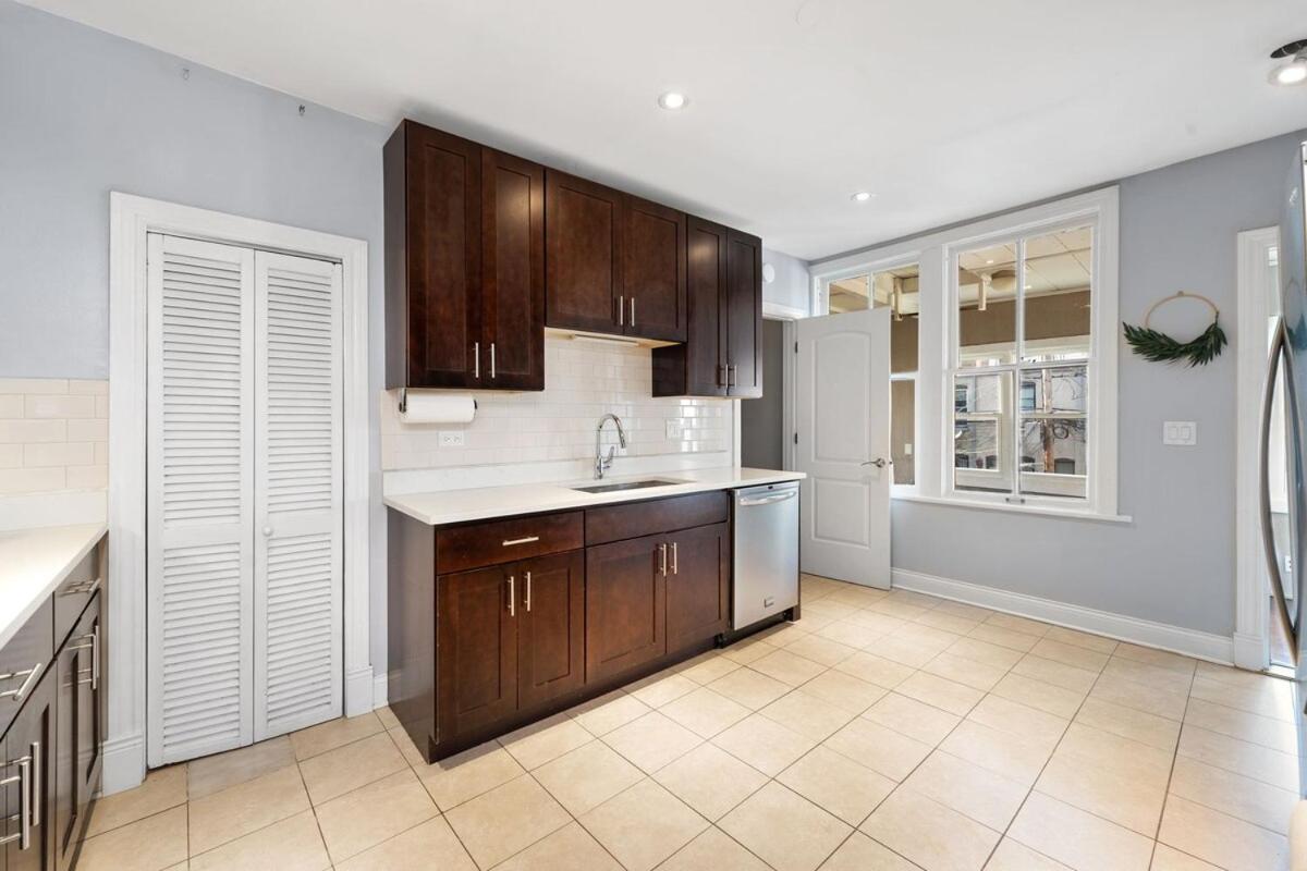 Stylish 2Br Urban Retreat In River West Chicago Esterno foto